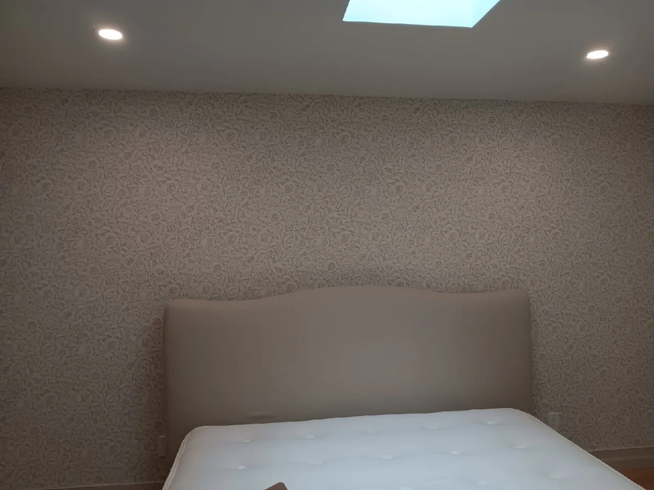Wallpaper installation project in Vista, CA